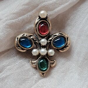 Vintage 80s Fleur De Lis Brooch Gold Tone Cabochon Acrylic Jewels Glam‎ Unisex